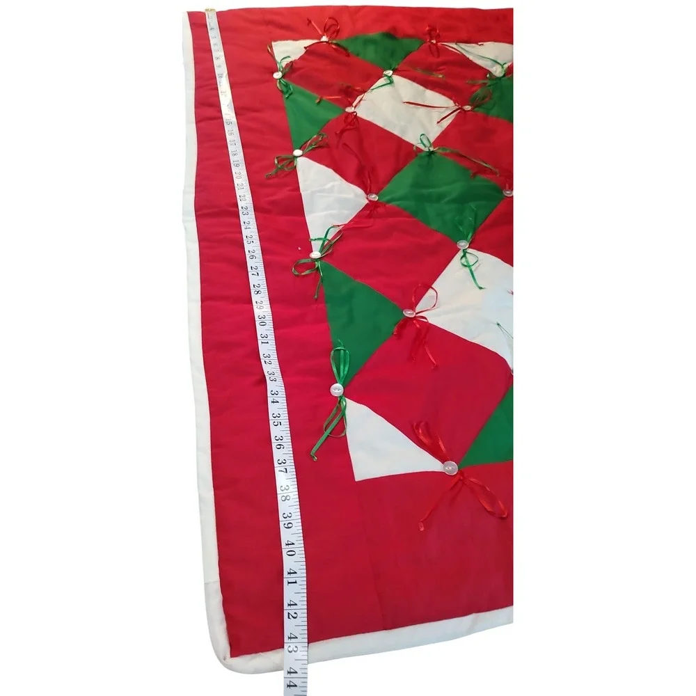 Handmade Cotton Christmas Quilt Tied Bows and Buttons Red Green Lap‎ Throw